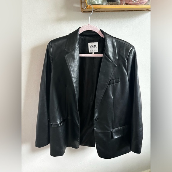 Zara Tops - Zara faux leather blazer